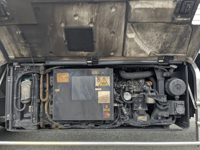 日野 プロフィア 2DG-FR1AHG(6x2)の写真36