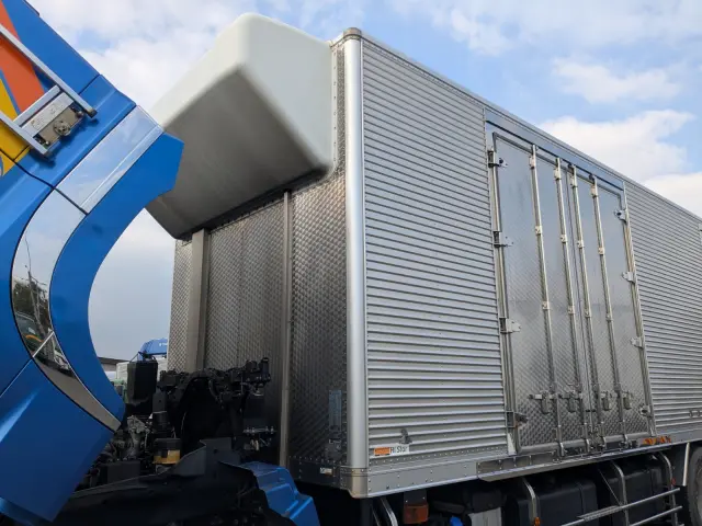 日野 プロフィア 2DG-FR1AHG(6x2)の写真44