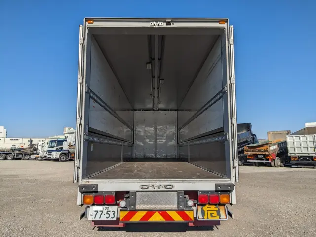 三菱 スーパーグレート QPG-FS64VZ(8x4)の写真9