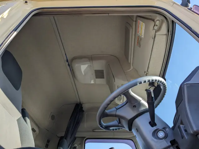 三菱 スーパーグレート QPG-FS64VZ(8x4)の写真37