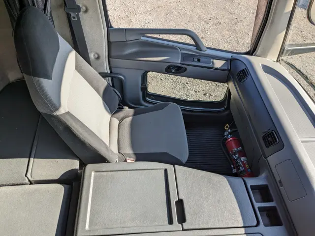 三菱 スーパーグレート QPG-FS64VZ(8x4)の写真39