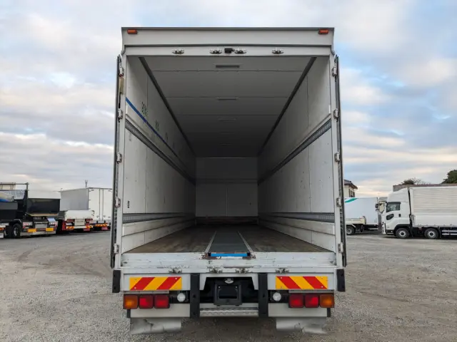 三菱 スーパーグレート QPG-FS64VY(8x4)の写真9