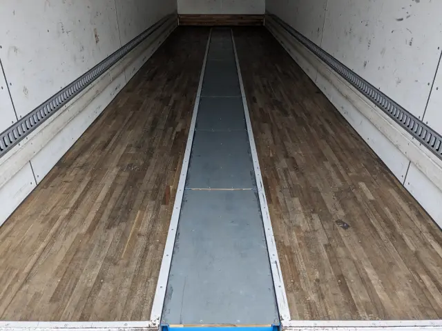 三菱 スーパーグレート QPG-FS64VY(8x4)の写真12