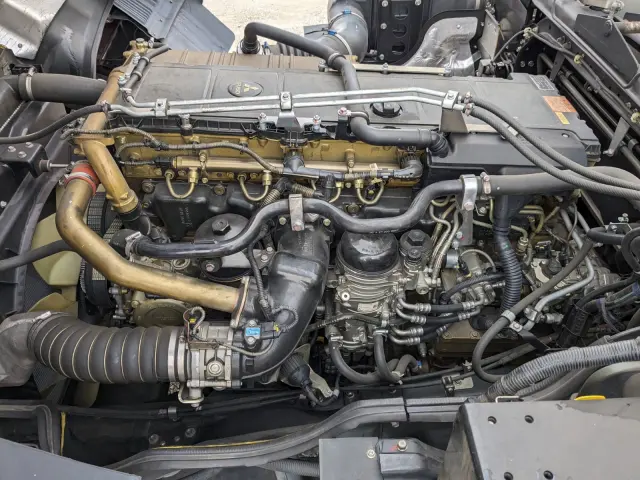 三菱 スーパーグレート QPG-FS64VY(8x4)の写真42