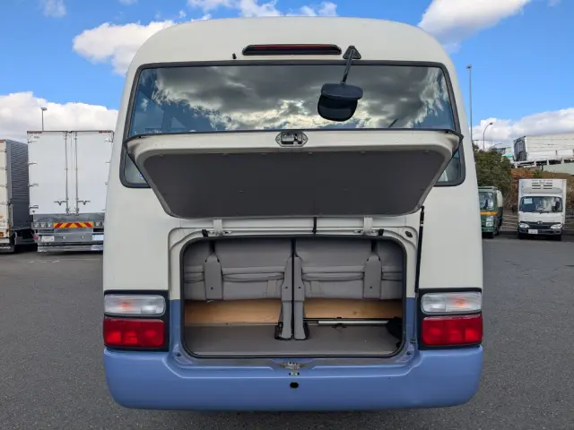 トヨタ コースター SPG-XZB50(2WD)の写真9