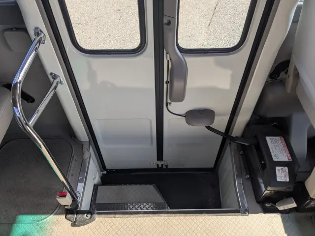 トヨタ コースター SPG-XZB50(2WD)の写真40