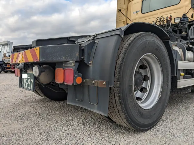 日野 プロフィア QPG-SH1EDDG(2WD)の写真7