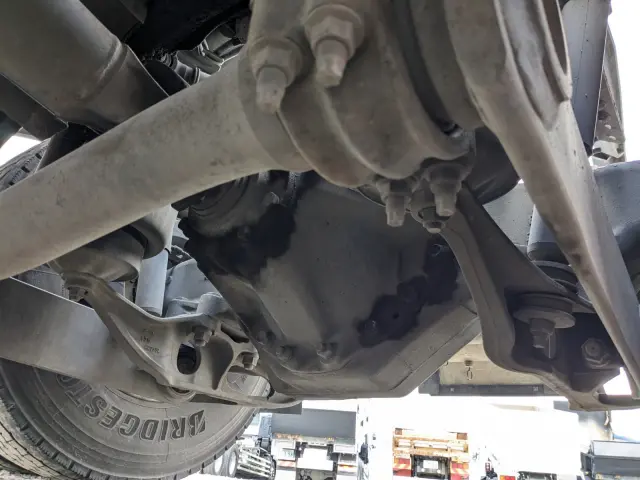 日野 プロフィア QPG-SH1EDDG(2WD)の写真20