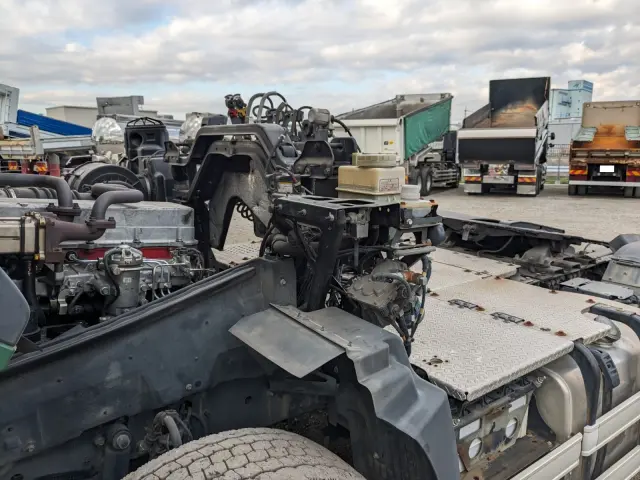 日野 プロフィア QPG-SH1EDDG(2WD)の写真37