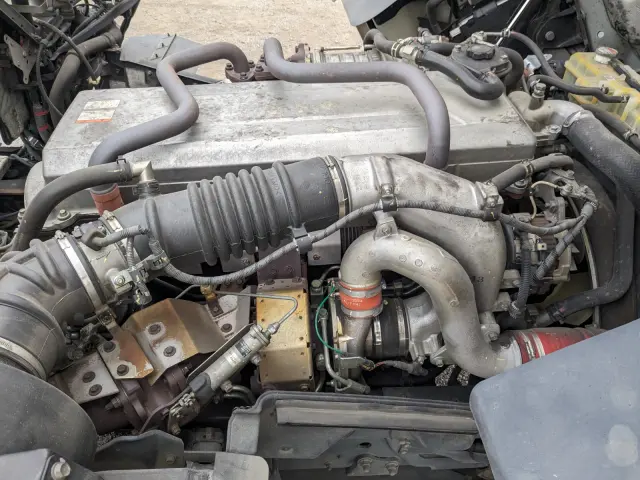 日野 プロフィア QPG-SH1EDDG(2WD)の写真39