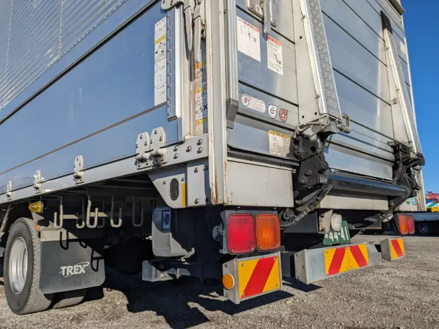 ＵＤ コンドル SKG-MK38L(2WD)の写真9