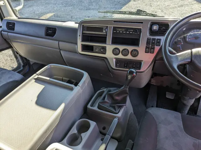 ＵＤ コンドル SKG-MK38L(2WD)の写真41