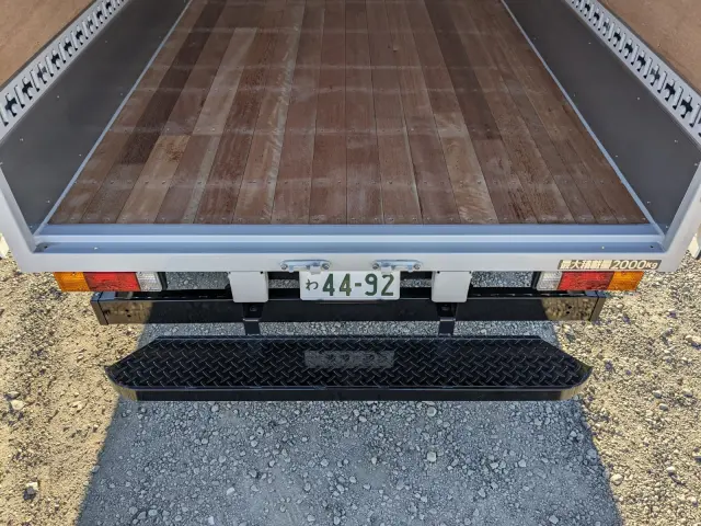 三菱 キャンター 2RG-FEAV0(2WD)の写真10