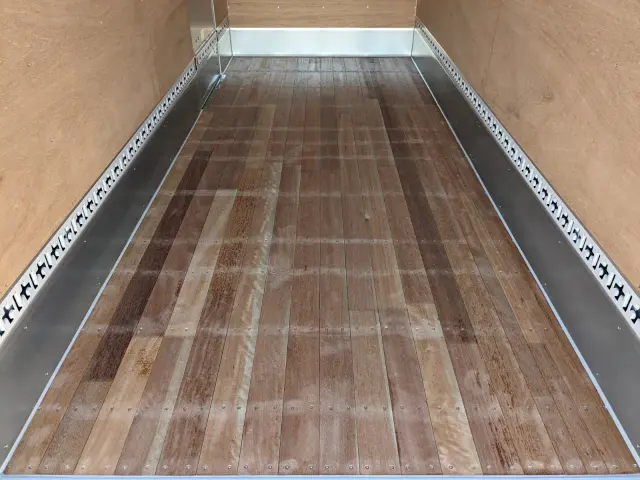 三菱 キャンター 2RG-FEAV0(2WD)の写真12