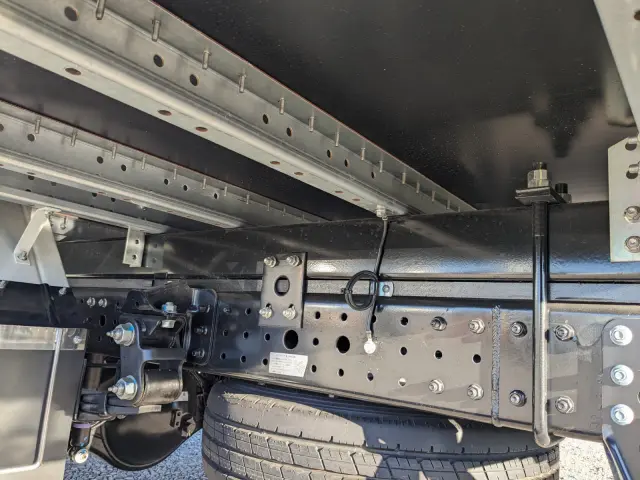 三菱 キャンター 2RG-FEAV0(2WD)の写真22