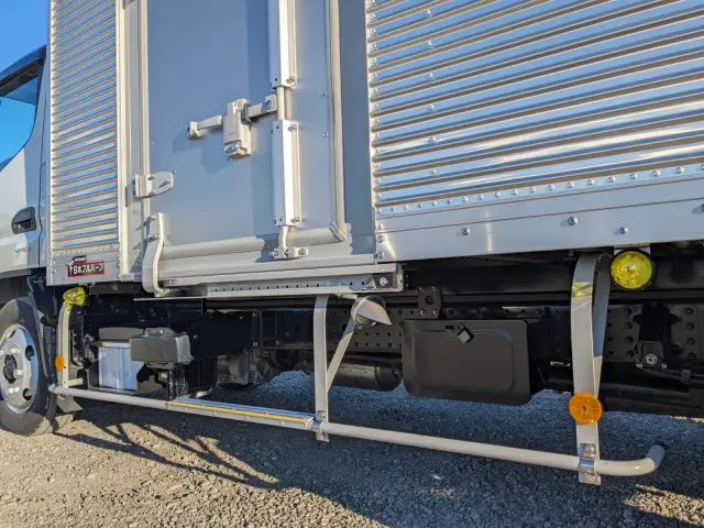 三菱 キャンター 2RG-FEAV0(2WD)の写真25