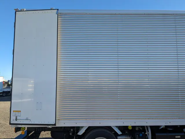 三菱 キャンター 2RG-FEAV0(2WD)の写真28