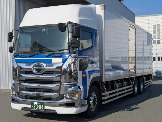 日野 プロフィア 2DG-FR1AHB(6x2)の写真1