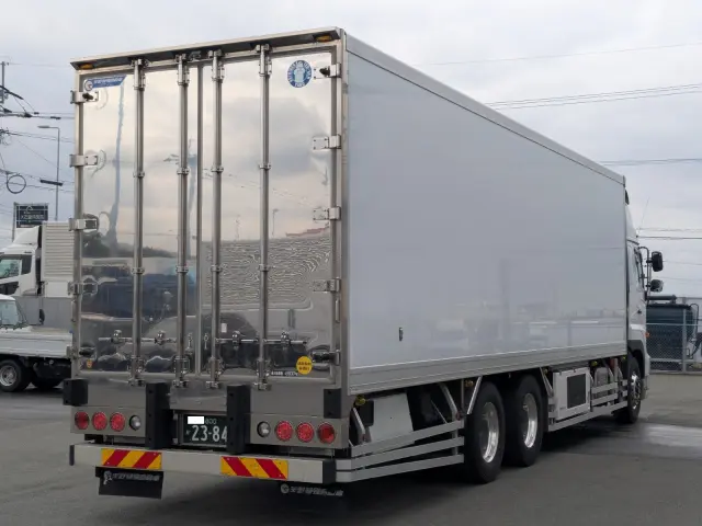 日野 プロフィア 2DG-FR1AHB(6x2)の写真5