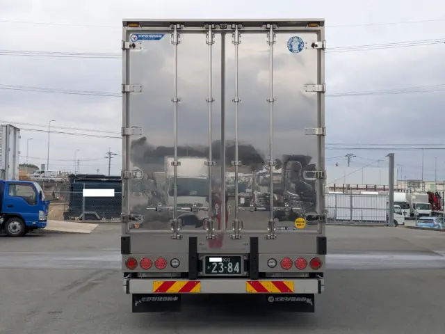 日野 プロフィア 2DG-FR1AHB(6x2)の写真8