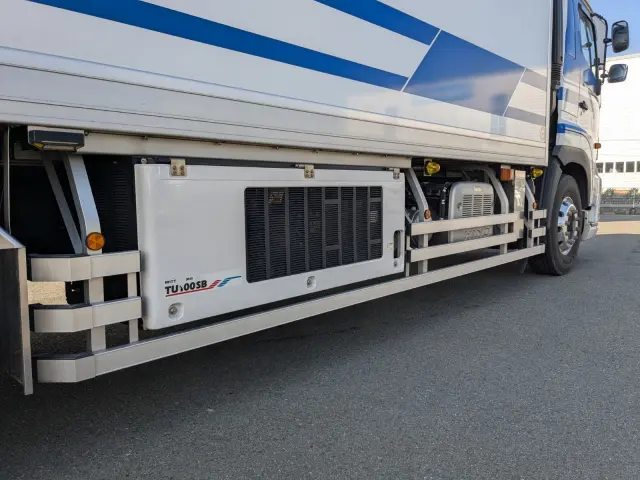 日野 プロフィア 2DG-FR1AHB(6x2)の写真19