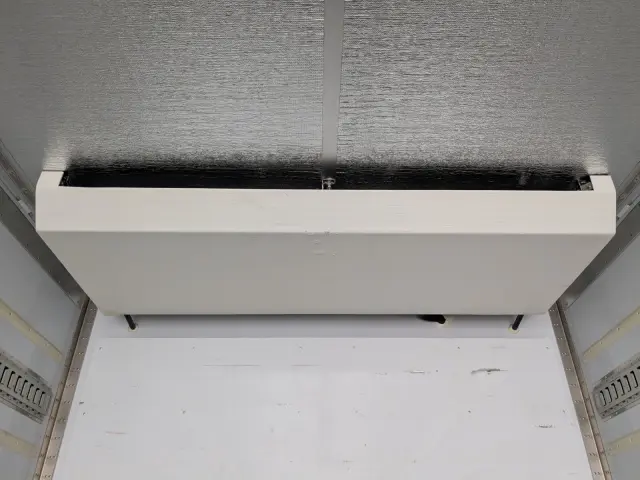 日野 プロフィア 2DG-FR1AHB(6x2)の写真26