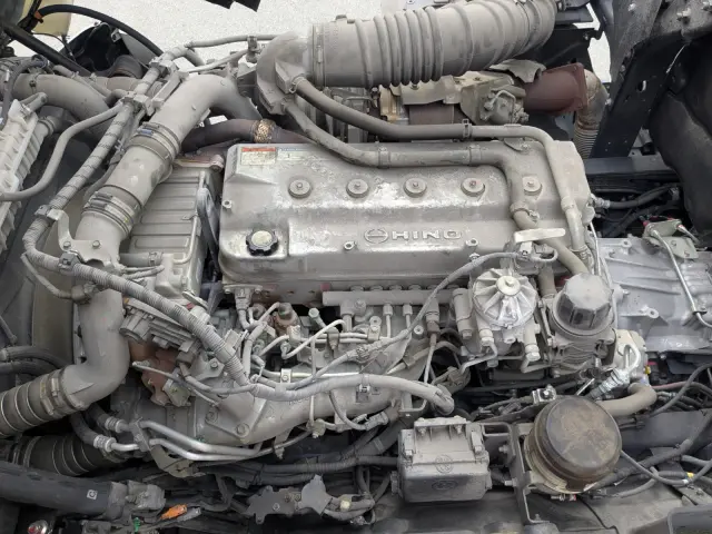 日野 プロフィア 2DG-FR1AHB(6x2)の写真42