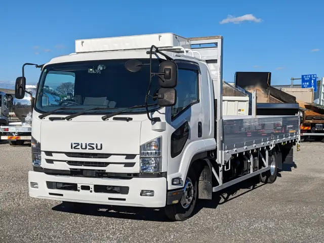 いすゞ フォワード 2RG-FRR90S2(2WD)の写真1