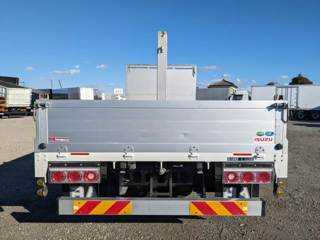 いすゞ フォワード 2RG-FRR90S2(2WD)の写真6