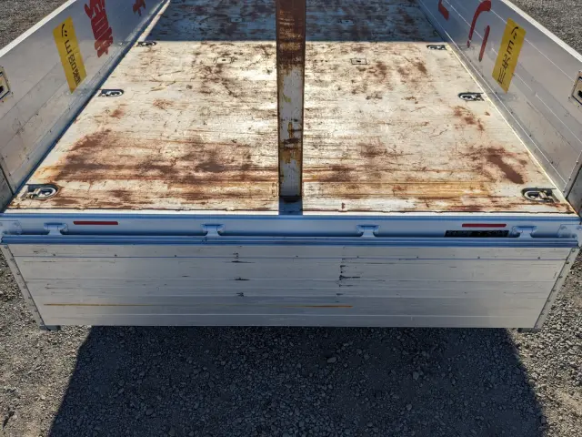 いすゞ フォワード 2RG-FRR90S2(2WD)の写真10