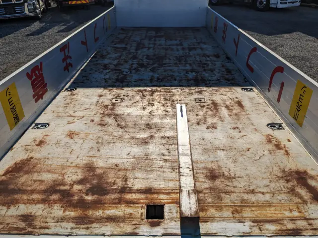 いすゞ フォワード 2RG-FRR90S2(2WD)の写真11