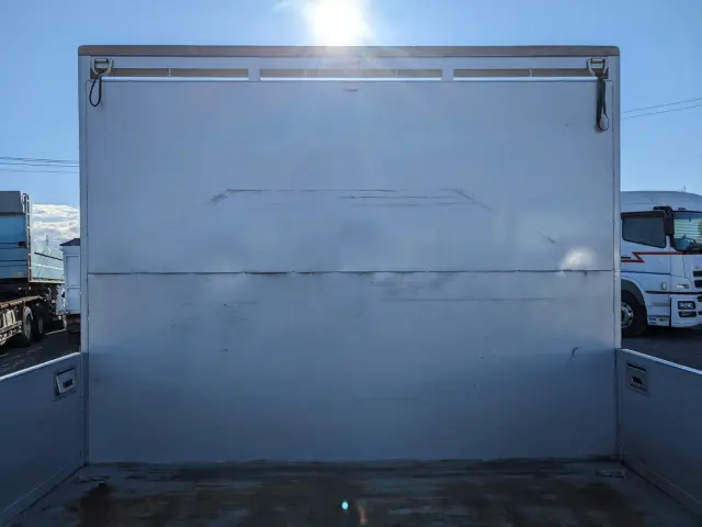 いすゞ フォワード 2RG-FRR90S2(2WD)の写真13