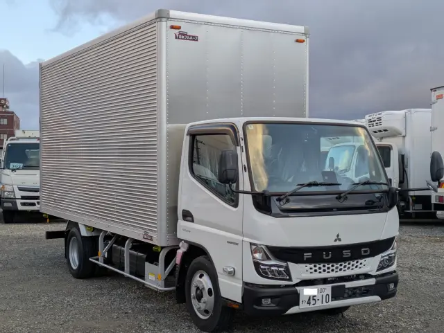 三菱 キャンター 2RG-FEAV0(2WD)の写真4