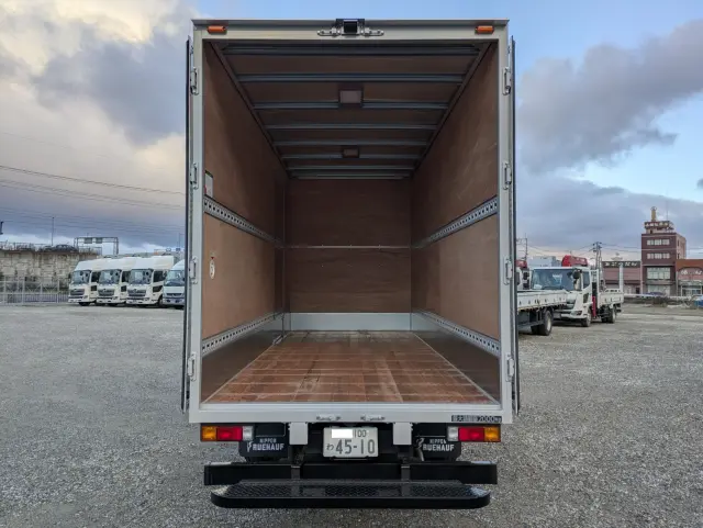 三菱 キャンター 2RG-FEAV0(2WD)の写真10