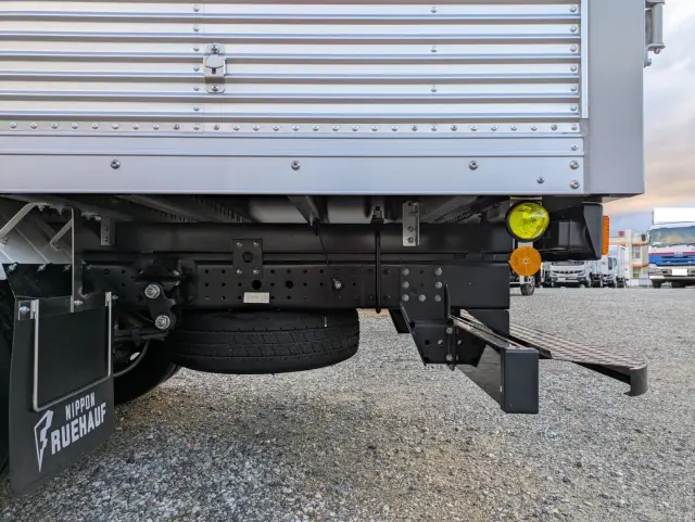 三菱 キャンター 2RG-FEAV0(2WD)の写真20