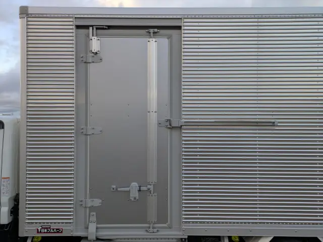 三菱 キャンター 2RG-FEAV0(2WD)の写真24