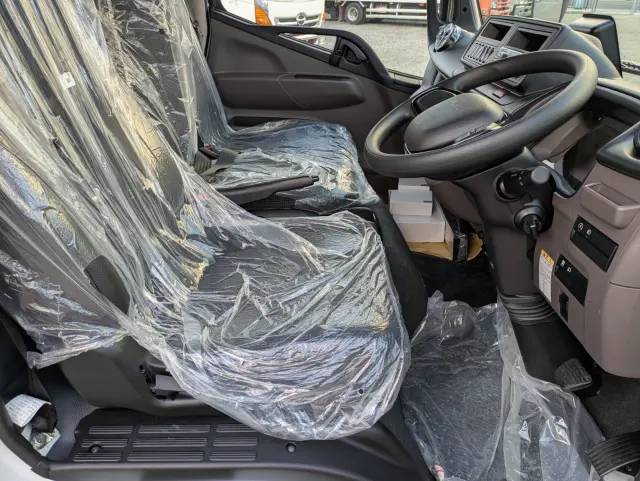 三菱 キャンター 2RG-FEAV0(2WD)の写真33