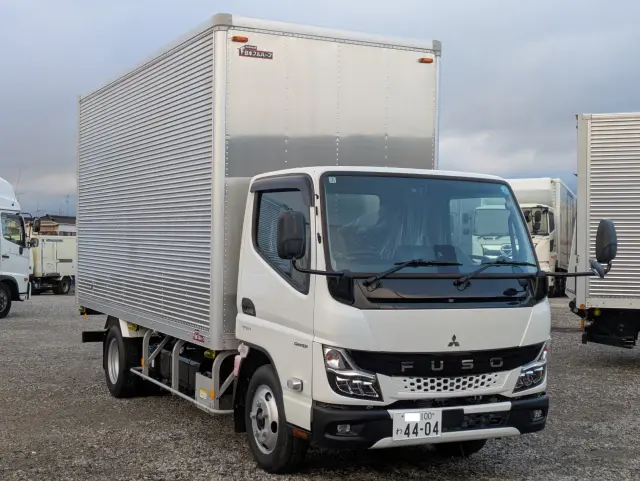 三菱 キャンター 2RG-FEAV0(2WD)の写真4