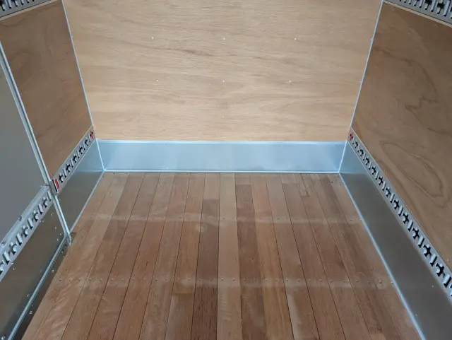 三菱 キャンター 2RG-FEAV0(2WD)の写真15