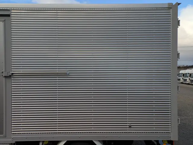 三菱 キャンター 2RG-FEAV0(2WD)の写真19