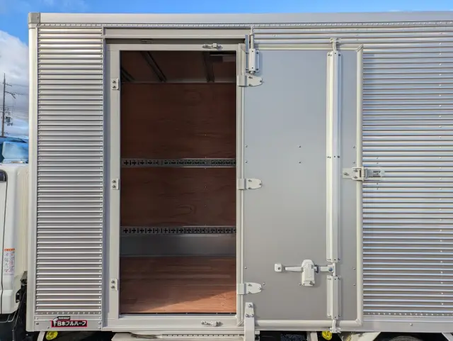 三菱 キャンター 2RG-FEAV0(2WD)の写真25