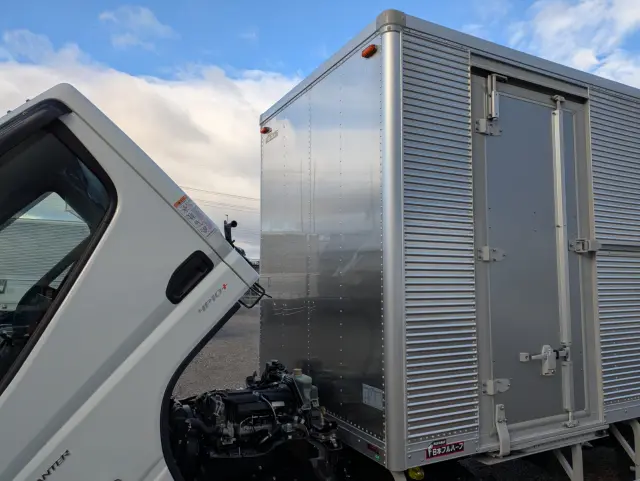 三菱 キャンター 2RG-FEAV0(2WD)の写真40