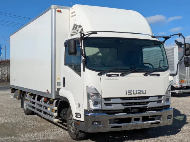 いすゞ フォワード 2PG-FSR90S2(2WD)の写真3