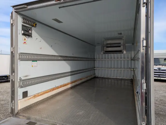 いすゞ フォワード 2PG-FSR90S2(2WD)の写真22