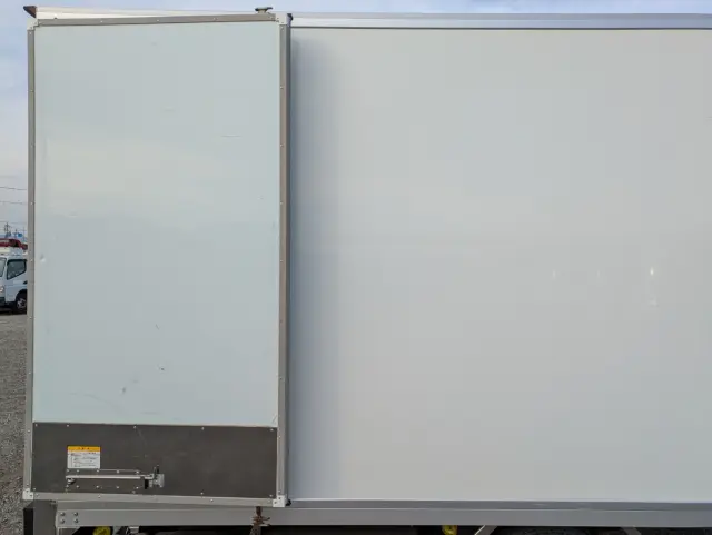 いすゞ フォワード 2PG-FSR90S2(2WD)の写真33