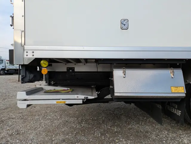 いすゞ フォワード 2PG-FSR90S2(2WD)の写真35