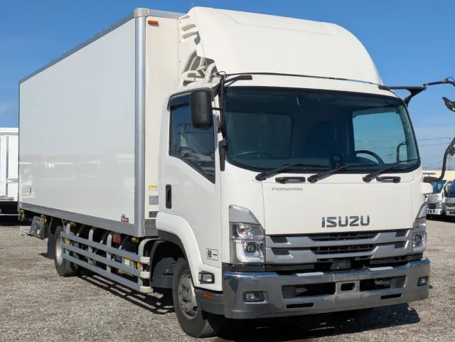 いすゞ フォワード 2PG-FSR90S2(2WD)の写真3