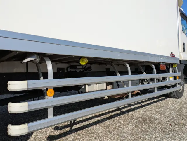 いすゞ フォワード 2PG-FSR90S2(2WD)の写真37