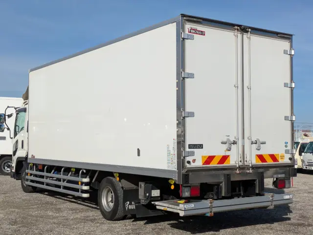 いすゞ フォワード 2PG-FSR90S2(2WD)の写真6