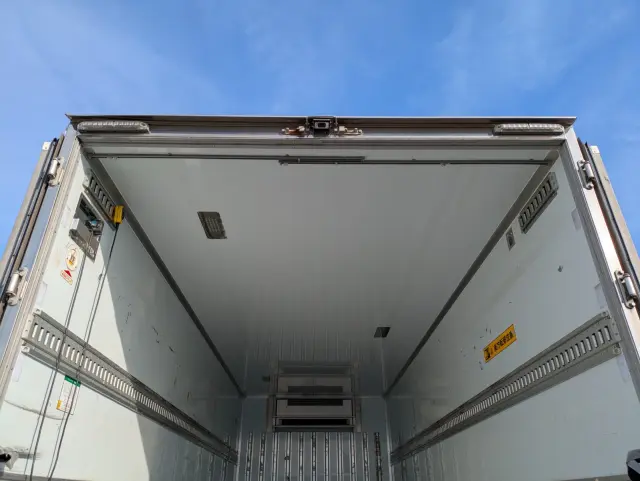 いすゞ フォワード 2PG-FSR90S2(2WD)の写真12